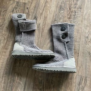 Crocheted Grey Ugg’s - Size 5 Women’s